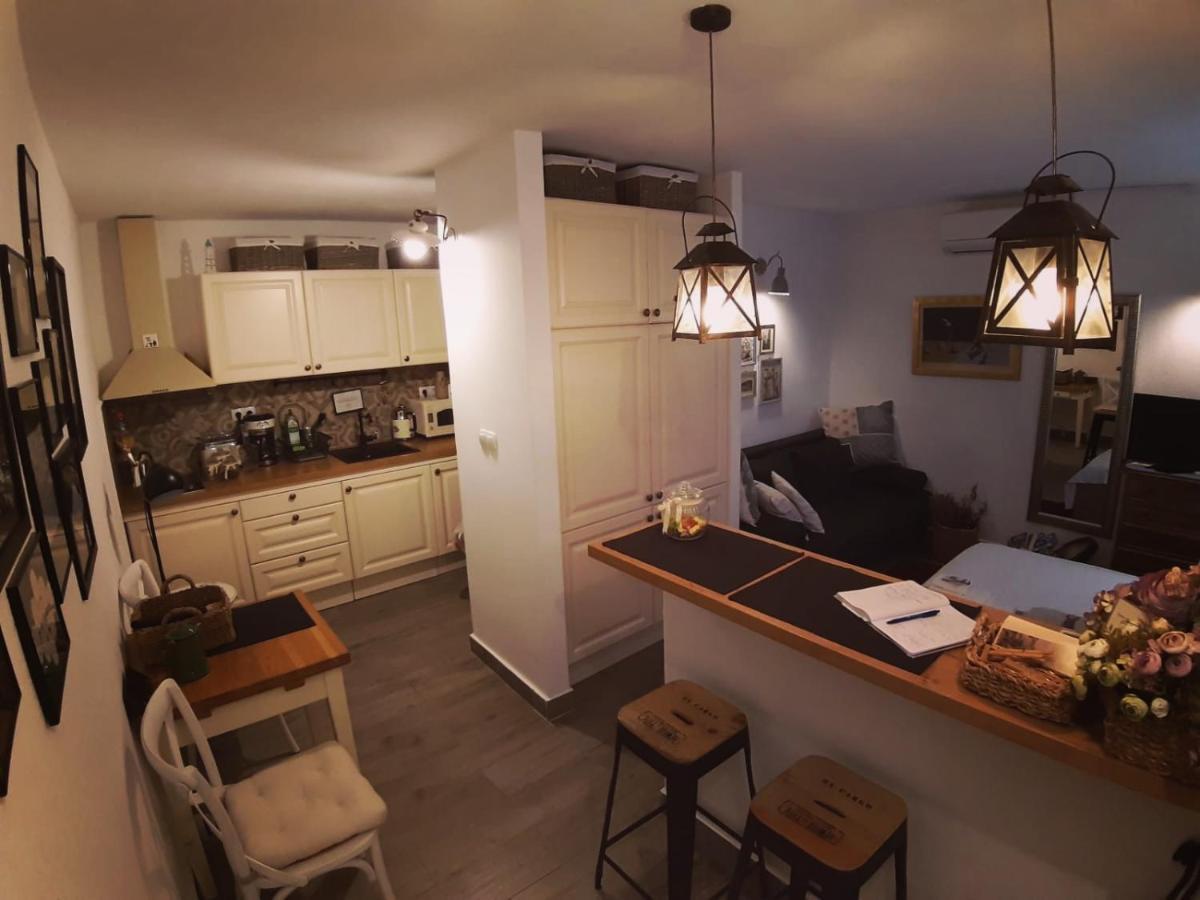 חוואר Liza'S Downtown Apartment מראה חיצוני תמונה