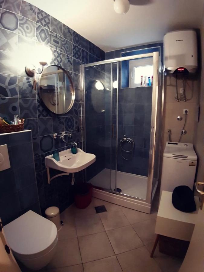 חוואר Liza'S Downtown Apartment מראה חיצוני תמונה